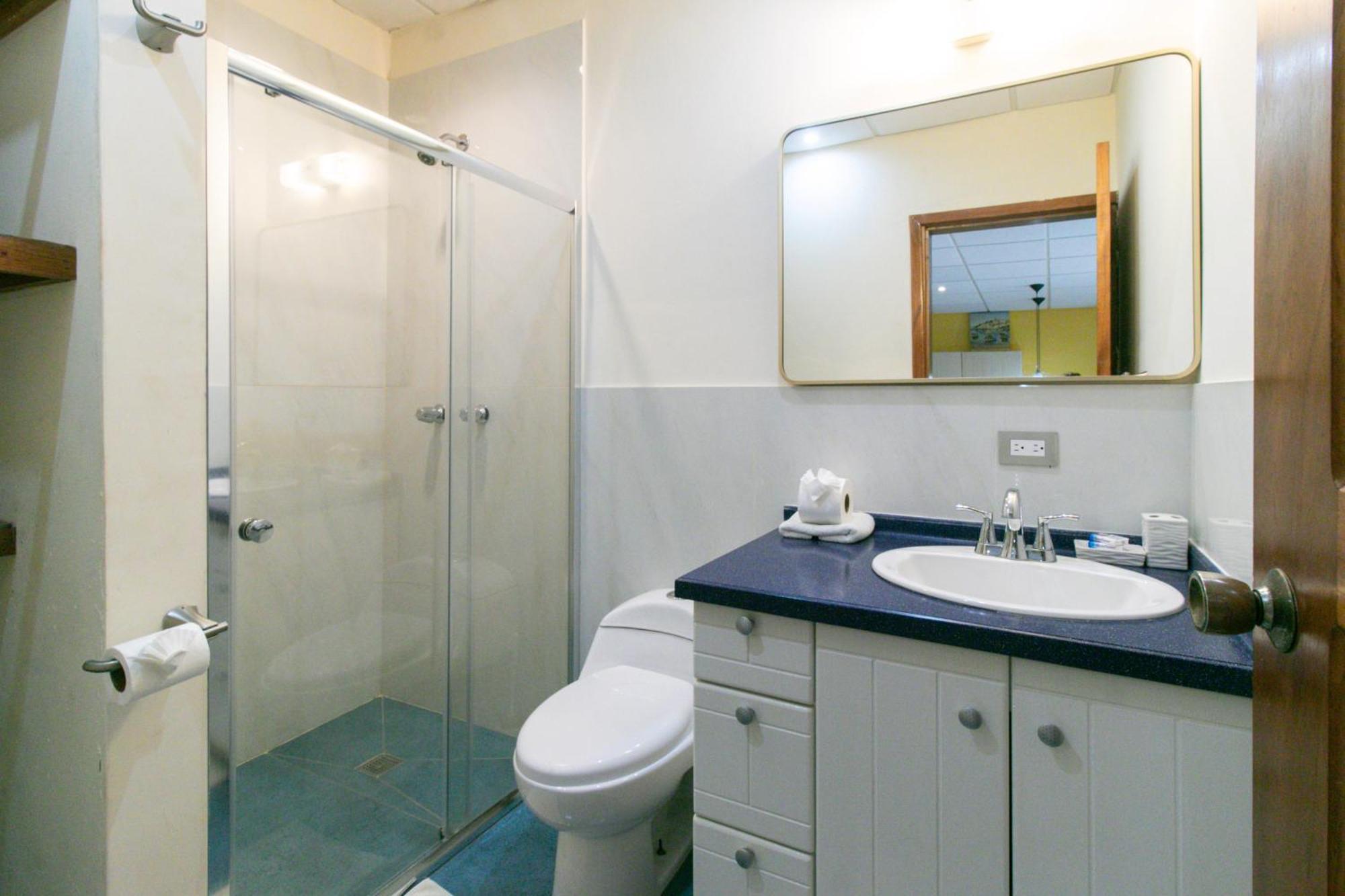 בוקס דל טורו Aqua Point Condos Rentals מראה חיצוני תמונה